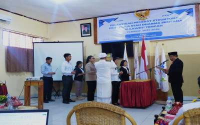 Pelantikan Pejabat Reposisi STAH Dharma Sentana Sulawesi Tengah Periode 2024-2026